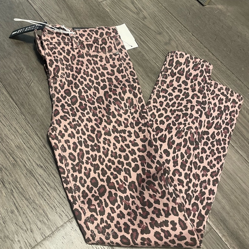 Skinny pants size 14 girls fits woman’s small